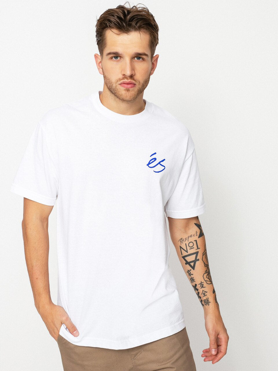 ES Script classic tee white/blue